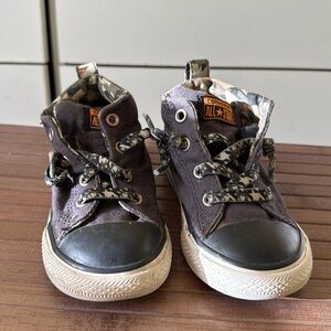 Camo print Converse shoes